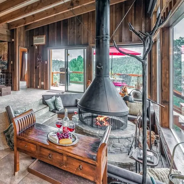 Discover Vrbos with fireplaces.