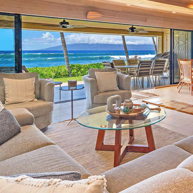Find a stay in Maui, HI