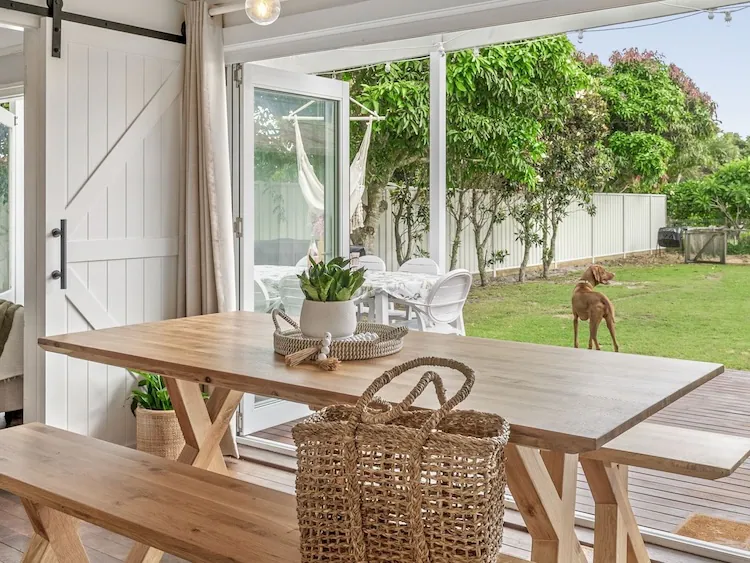 Find a pet-friendly holiday home
