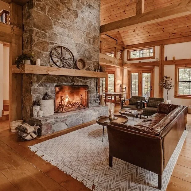 Browse vacation homes with fireplaces.