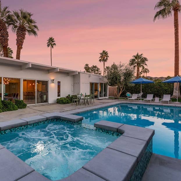 Find a top-rated home with real, verified reviews. Just use filters to sort homes by their ratings.