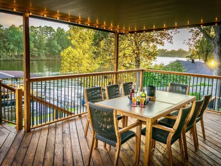 Find the perfect home for a spring break