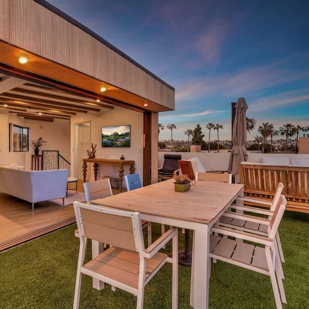 Save on longer stays in San Diego, California.