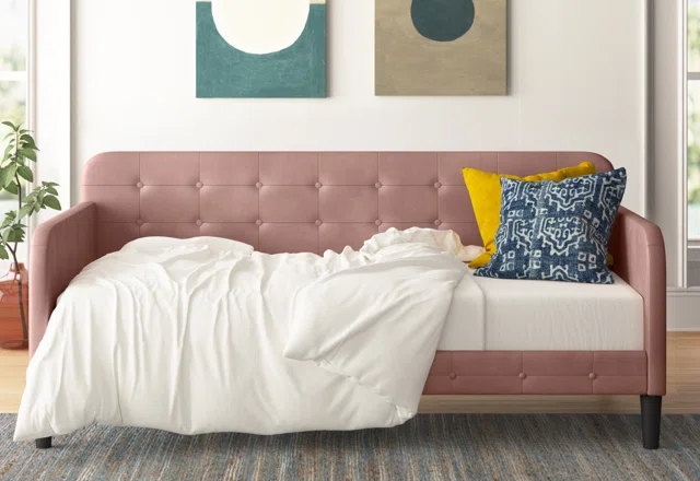 On Sale Now: Daybeds & Guest Beds