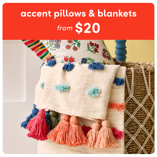 deals on accent pillows & blankets