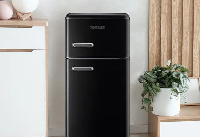 Mini Fridges for Less