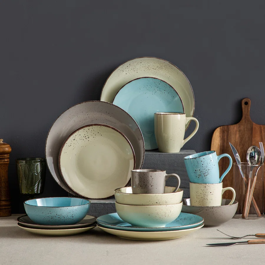 Neal 16 Piece Dinnerware Set, Service for 4