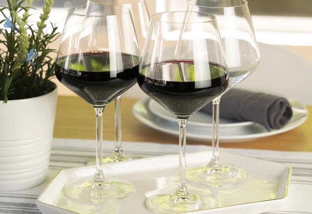 Formal Wine Glasses Just For You