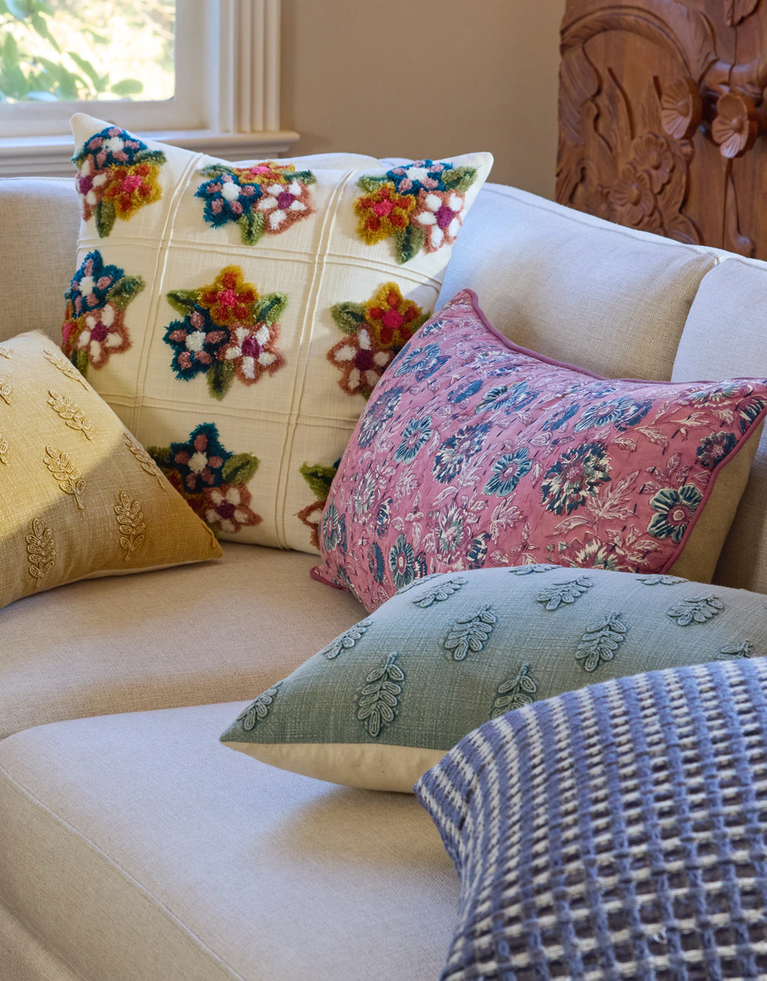 SHOP PILLOWS