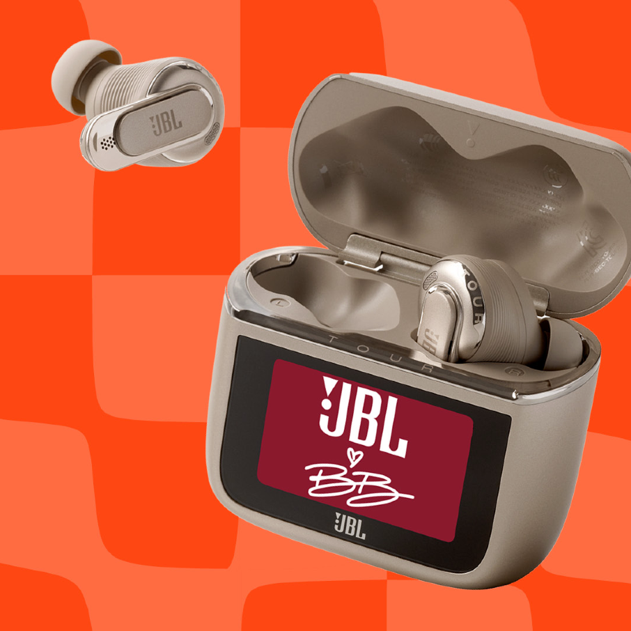 JBL Tour Pro 3 x Benson Boone