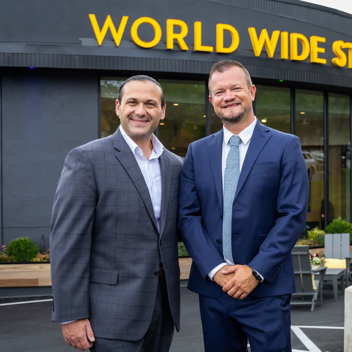 World Wide Stereo Wayne, PA Grand Opening
