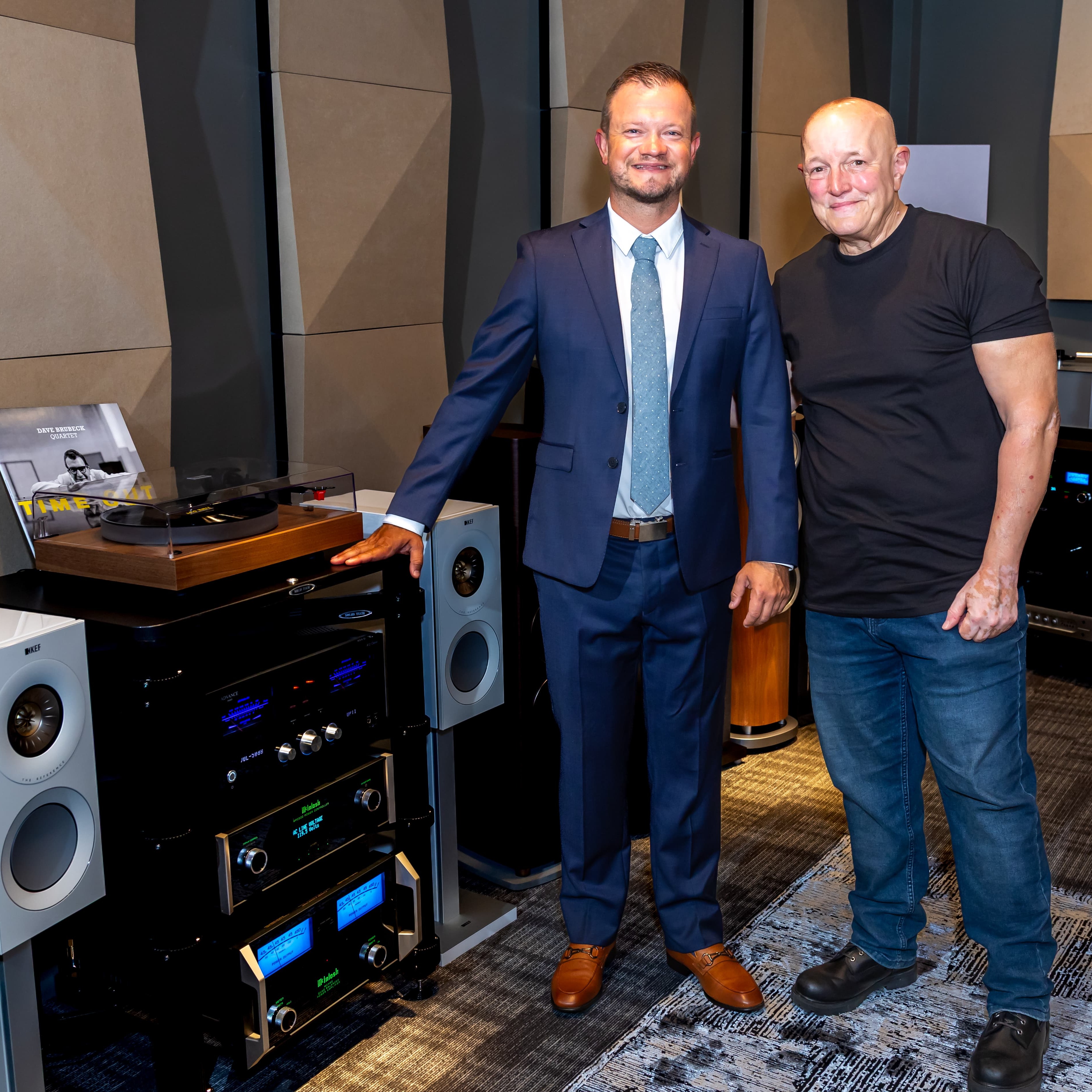World Wide Stereo Wayne, PA Grand Opening