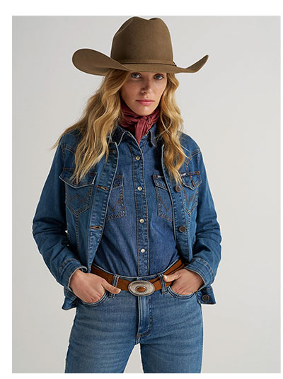 Women's Long Sleeve Classic Fit Denim Jacket