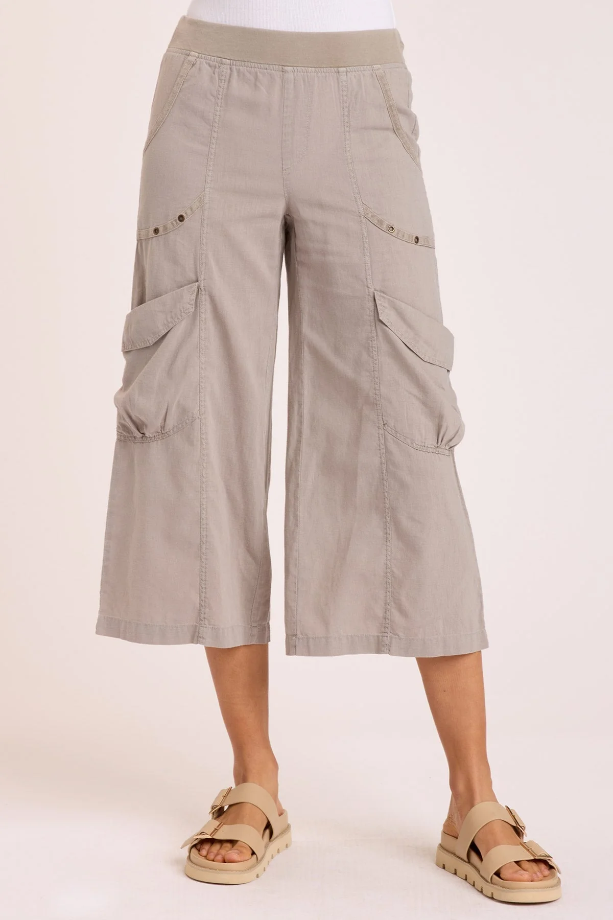 Image of Linen Faulkner Crop