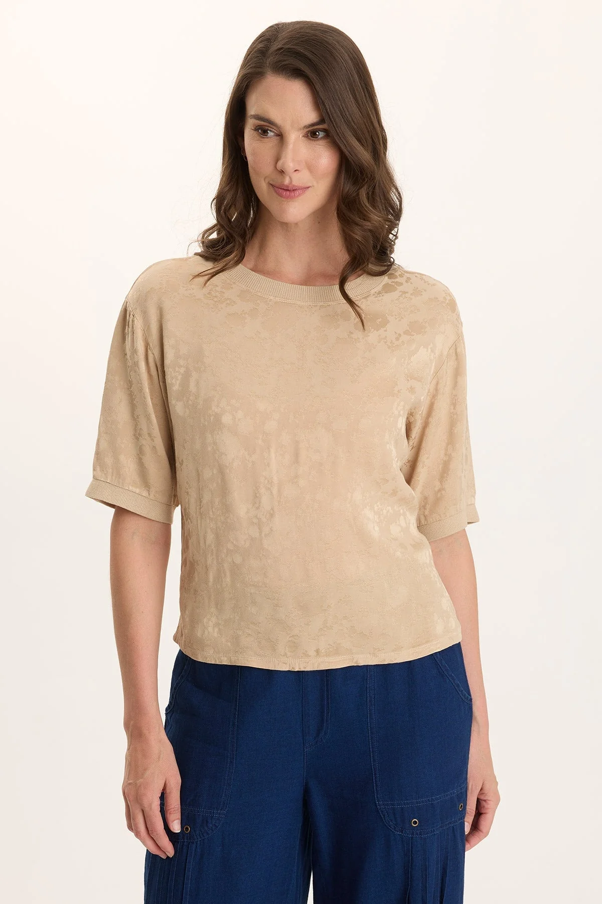 Image of Chelan Textured Satin Casual Fit Top