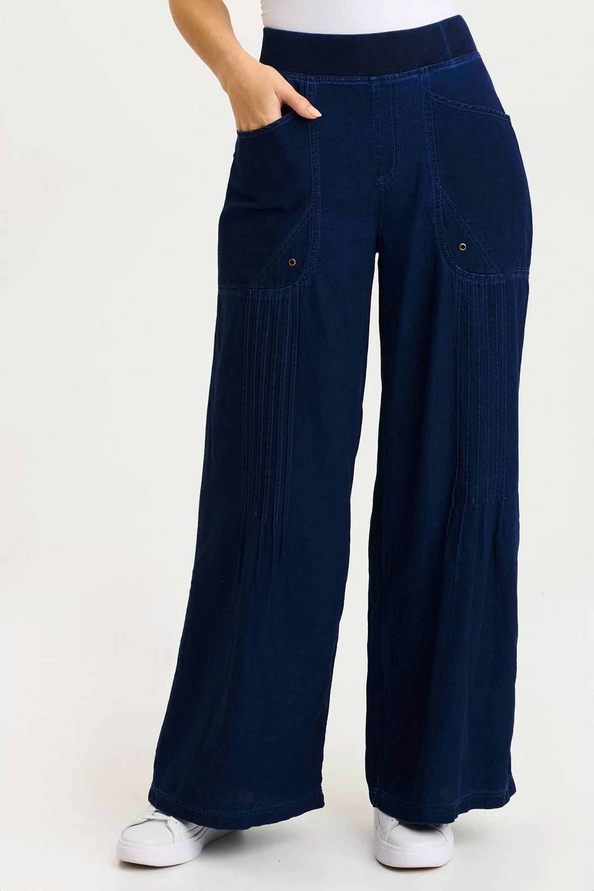 Image of Ralston Indigo Twill Lightweight Pleated Wide Leg Pant