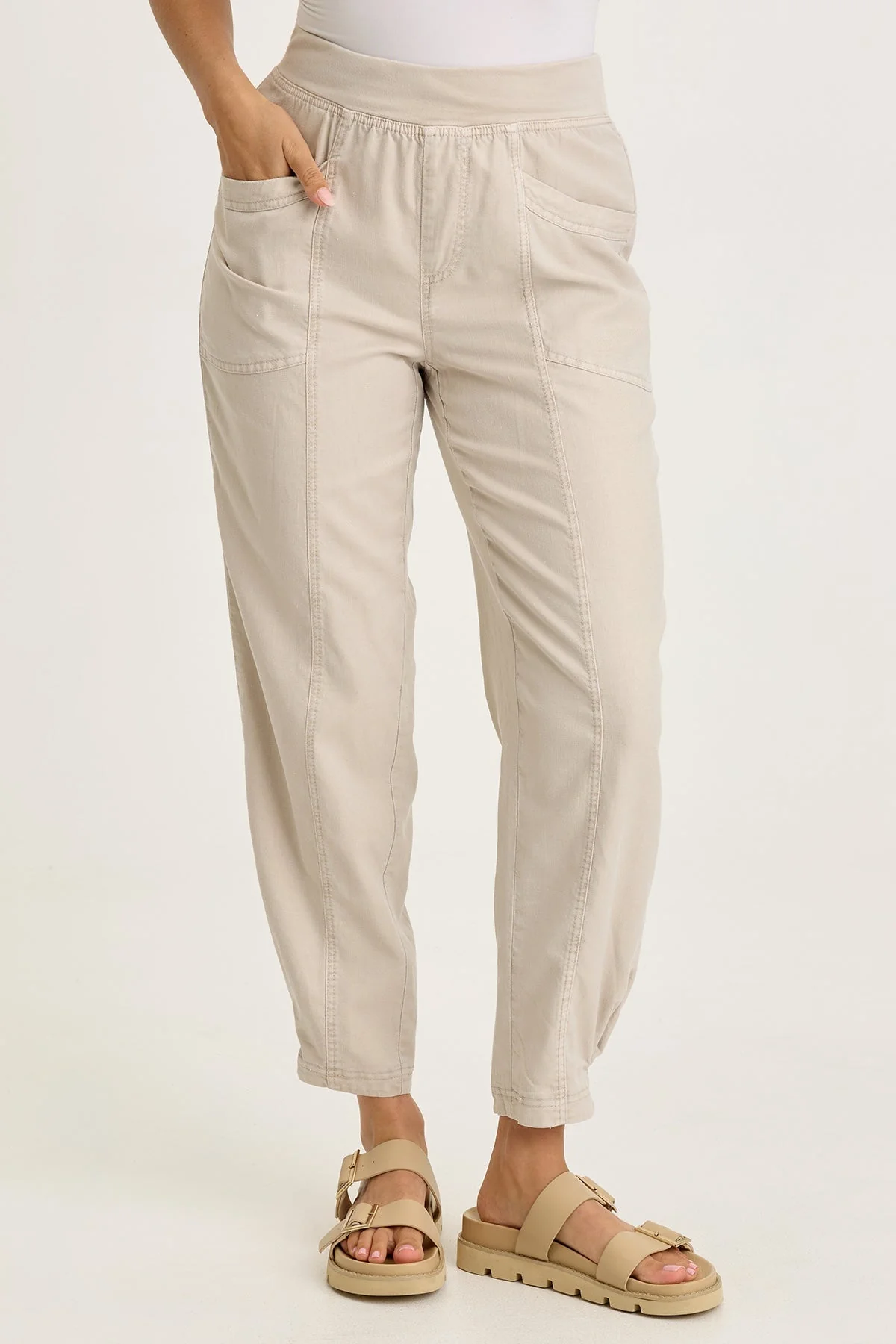 Image of Beck Twill Barrel-Style Pant