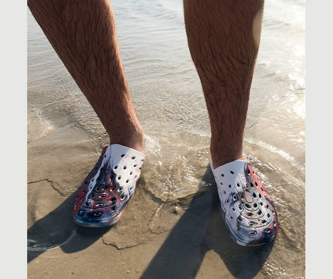 Unisex Riptide Sandal lifestyle image