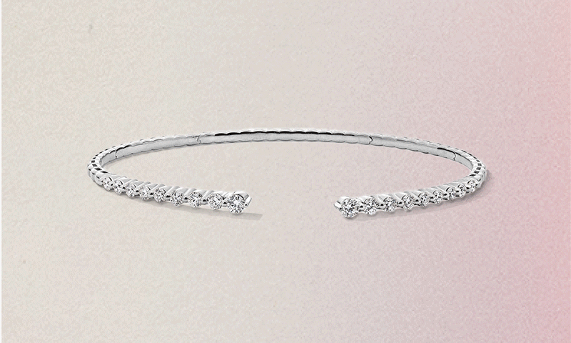 Gif showcasing beautiful Bracelets.