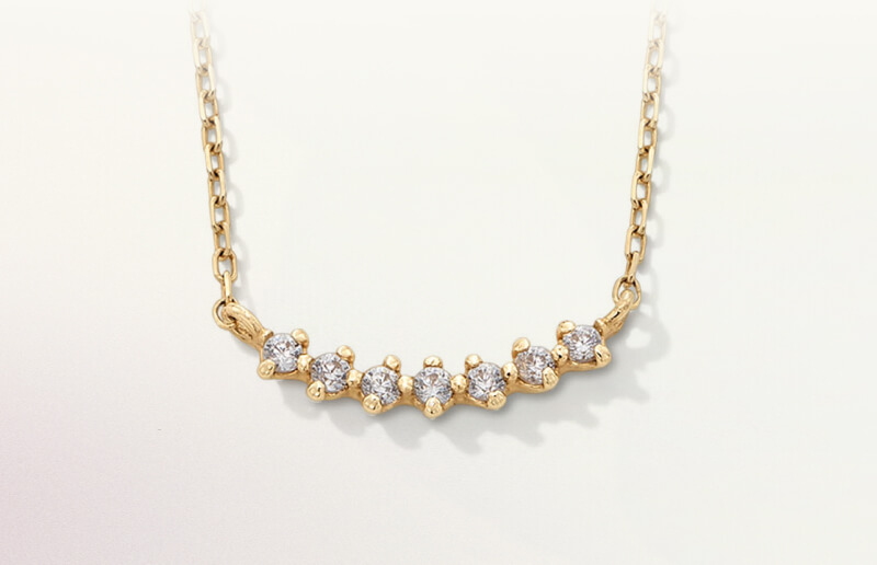 Lab-Grown Diamond Accent Curved Necklace in 10K Gold