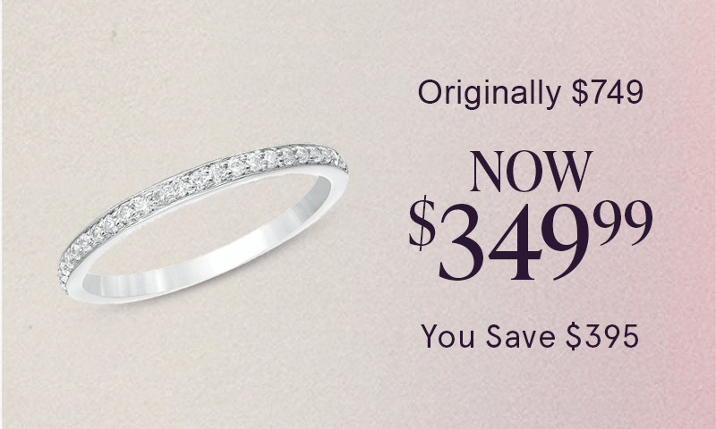 Rotating images of various jewelry now on sale. 