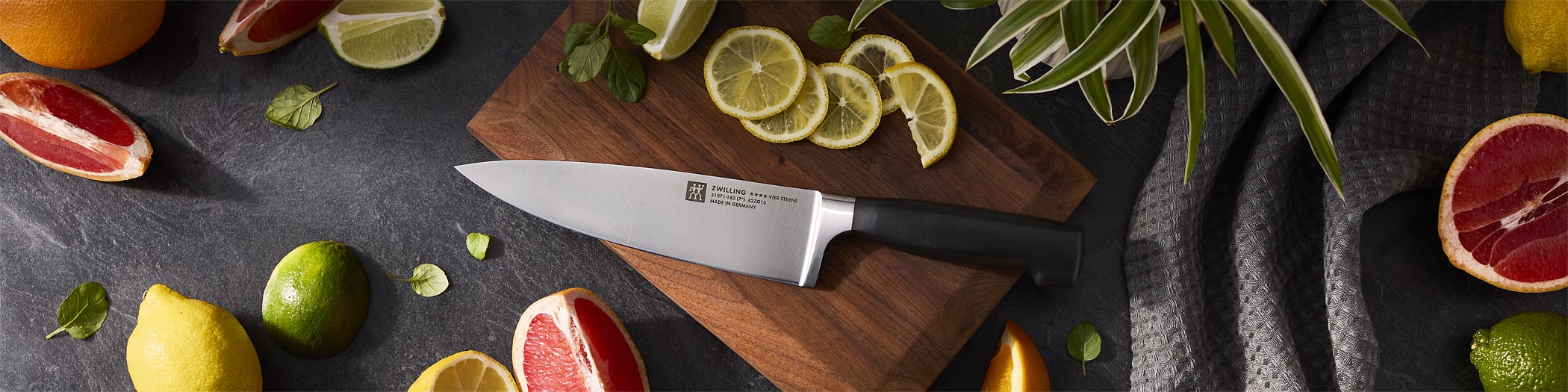 ZWILLING Four Star 7-Inch Chef's Knife